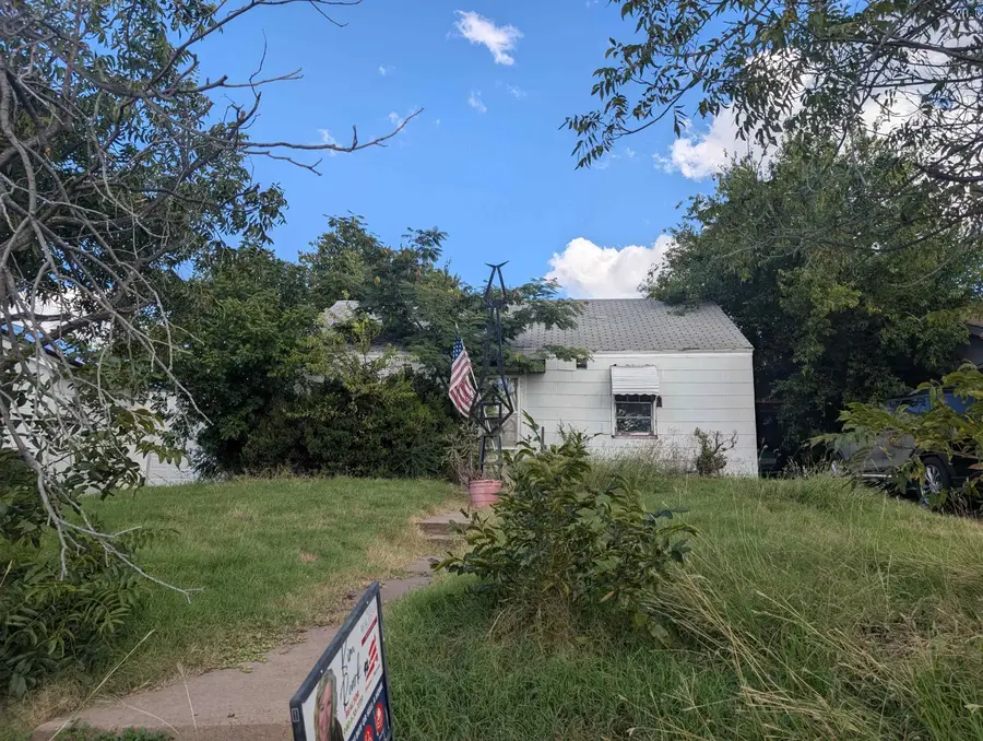 1513 WESTLAKE DRIVE, Wichita Falls, TX 76309 - Image #2