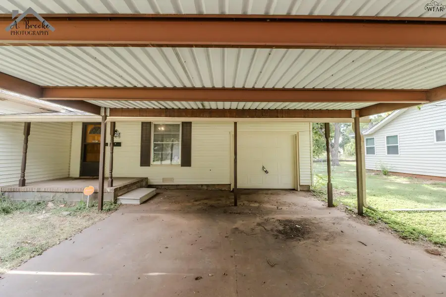 528 ROSEWOOD STREET, Burkburnett, TX 76354 - Image #3
