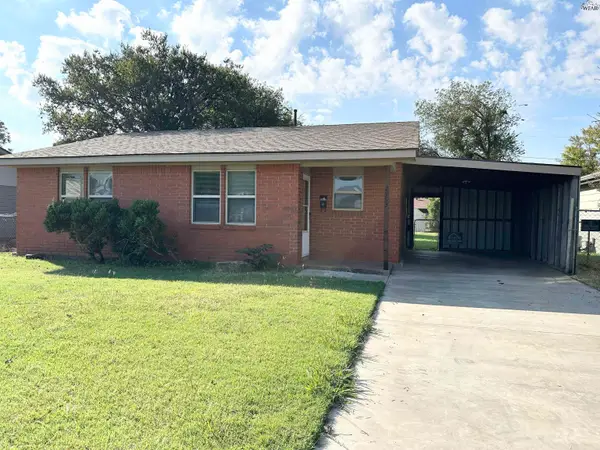 2943 STEARNS AVENUE, Wichita Falls, TX 76308