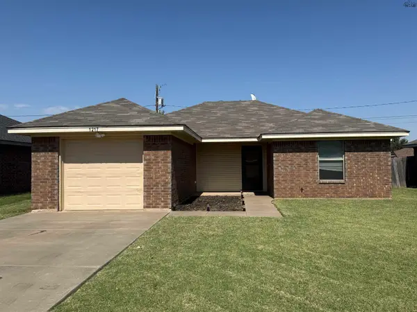 1217 NEWMAN AVENUE, Iowa Park, TX 76367