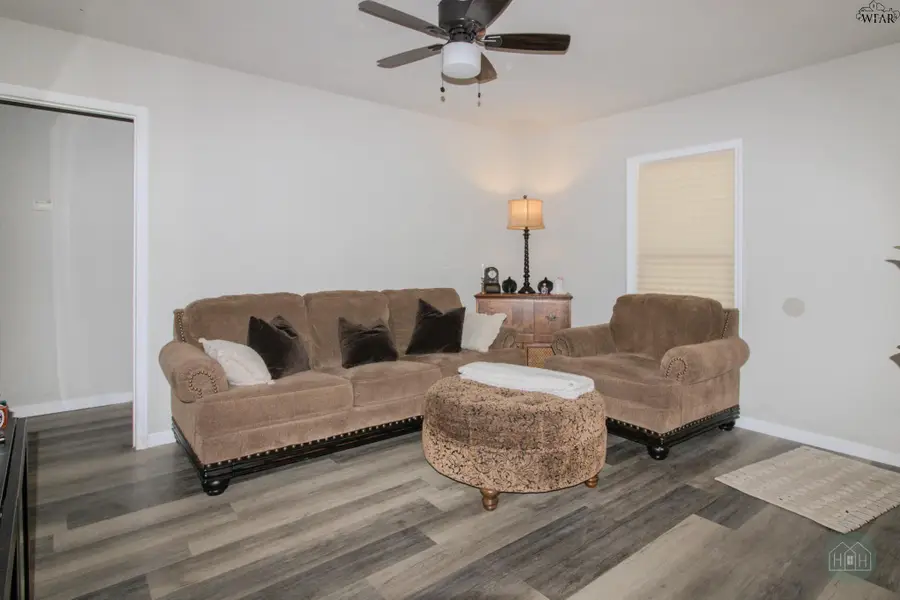 4219 MCNIEL AVENUE, Wichita Falls, TX 76308 - Image #3