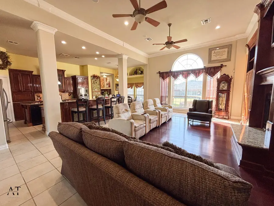 1100 BLUE JAY STREET, Burkburnett, TX 76354 - Image #3