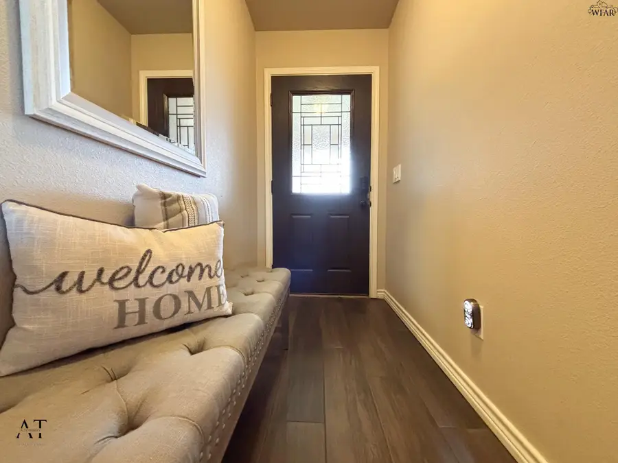 5026 CY YOUNG DRIVE, Wichita Falls, TX 76354 - Image #3