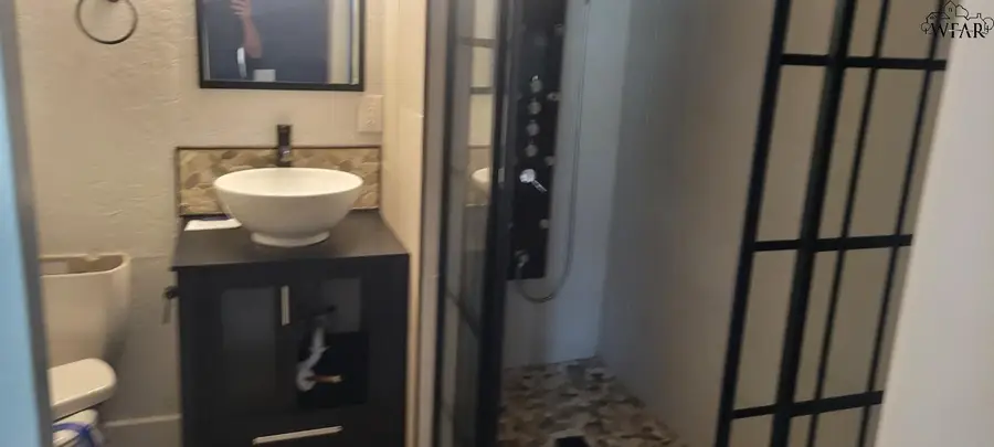 6 VALENCIA COURT, Wichita Falls, TX 76306 - Image #3