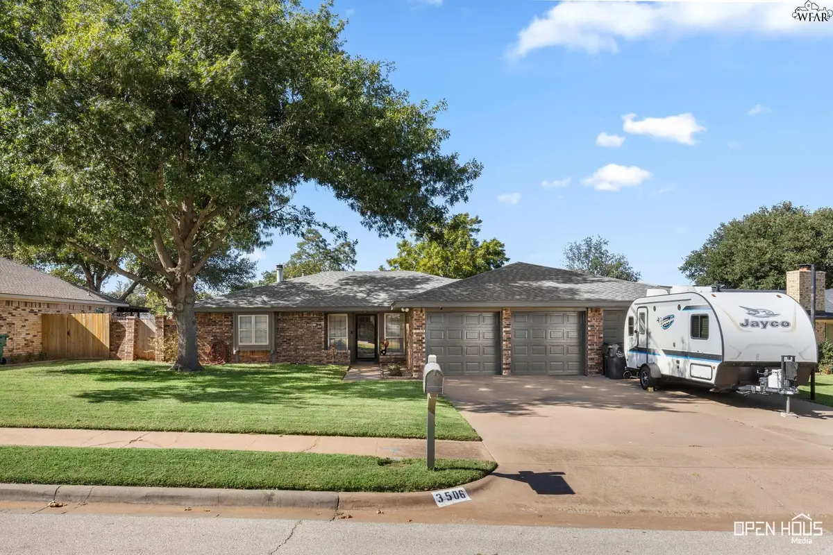 3506 WINDSOR LANE, Wichita Falls, TX 76308 - Image #1