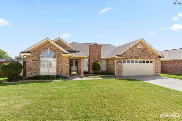 1058 COLONNADE DRIVE, Burkburnett, TX 76354