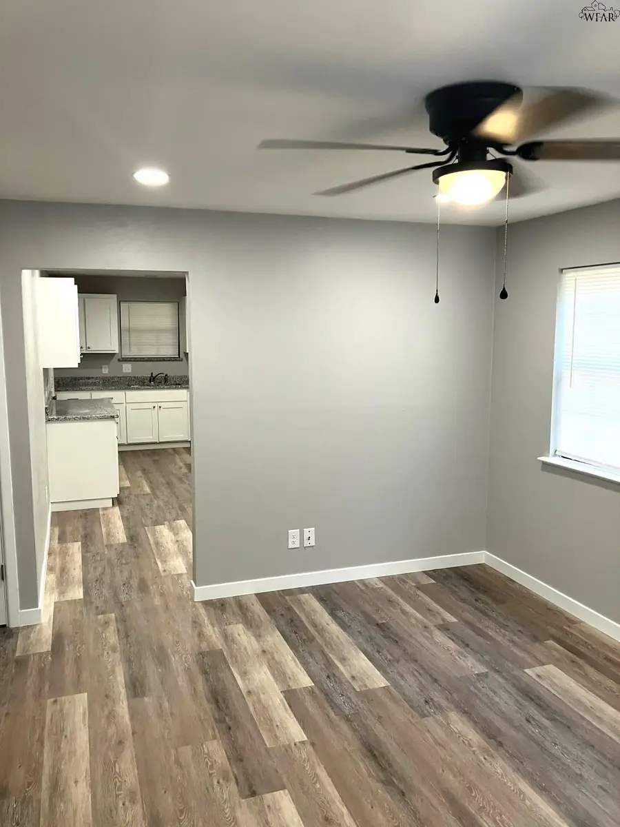 1300 EMMA DRIVE, Iowa Park, TX 76367 - Image #3