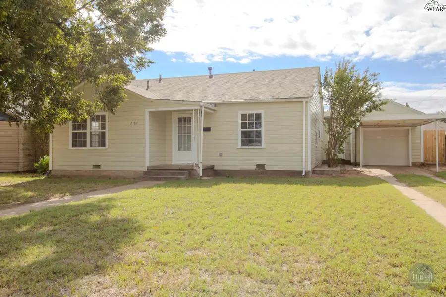 2107 INDIAN STREET, Vernon, TX 76384 - Image #3