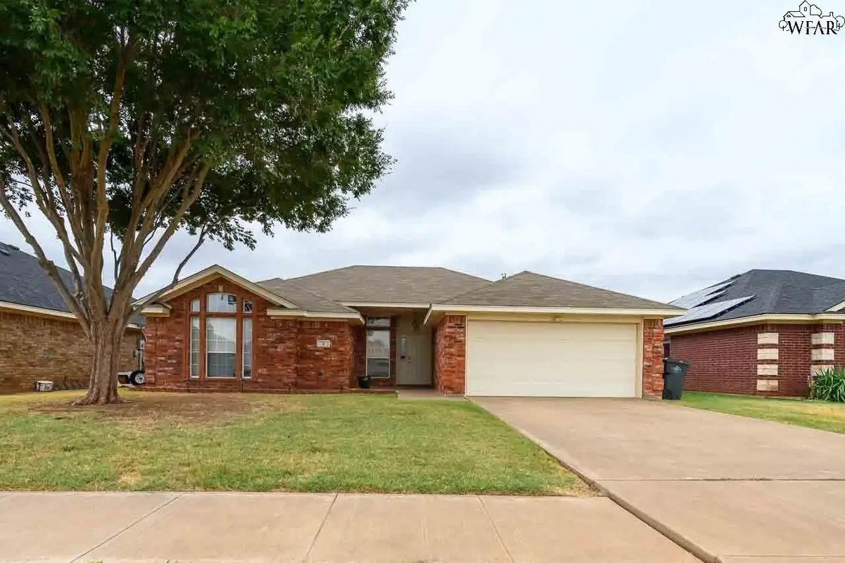 2 LIBBY COURT, Wichita Falls, TX 76310 - Image #1