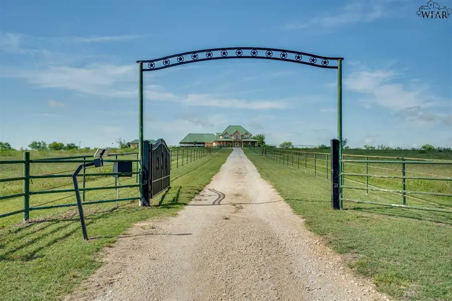 1328 HWY 287, Henrietta, TX 76365 - #2