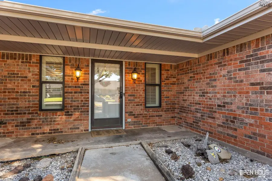 1433 SIOUX LANE, Burkburnett, TX 76354 - Image #3