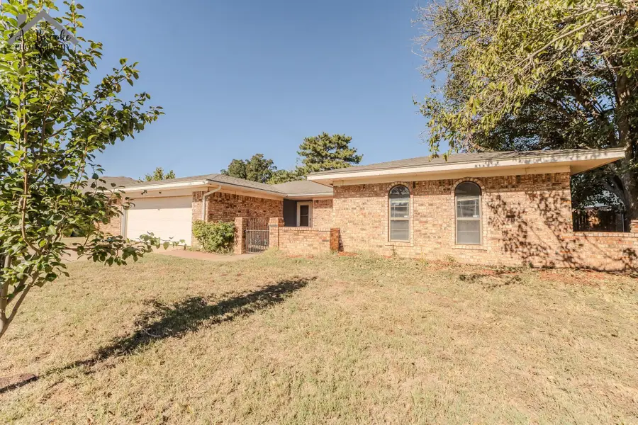 1221 AMHERST STREET, Burkburnett, TX 76354 - Image #3