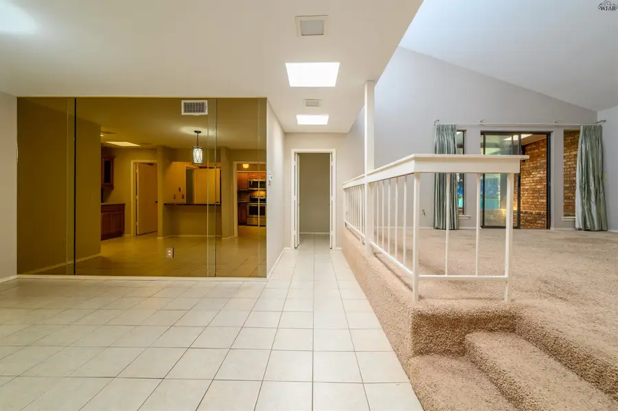 2818 HAPPY HOLLOW DRIVE, Wichita Falls, TX 76308 - Image #3