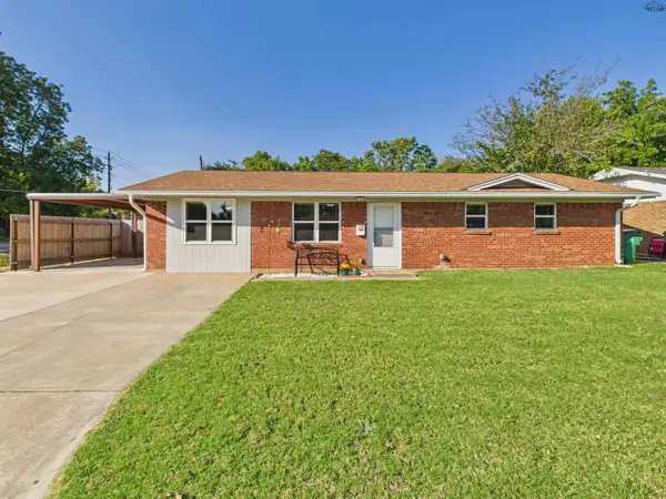 601 HAZEL DRIVE, Burkburnett, TX 76354