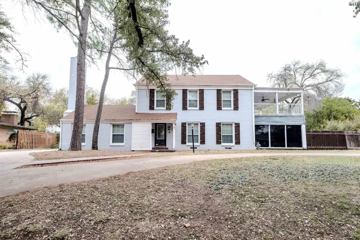 2202 COOKE AVENUE, Wichita Falls, TX 76308 - Image #1