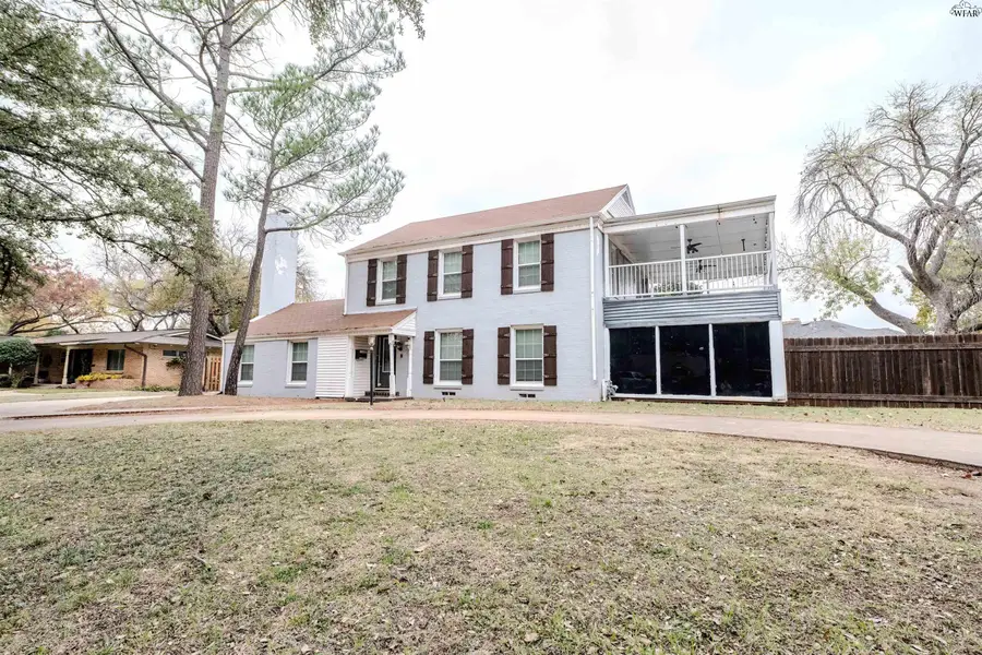 2202 COOKE AVENUE, Wichita Falls, TX 76308 - Image #2