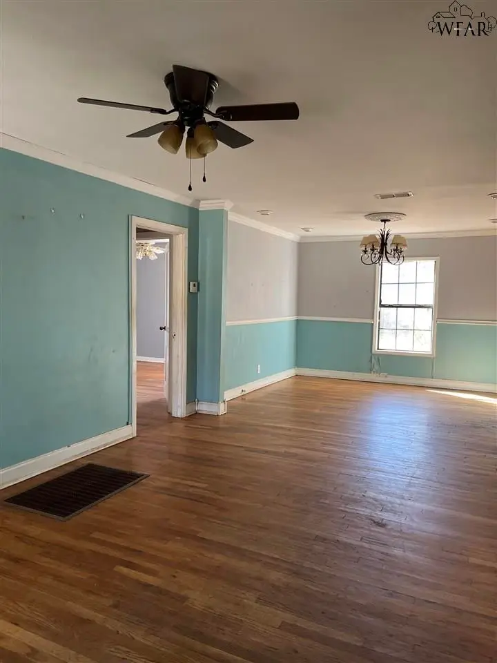 3318 SHERWOOD LANE, Wichita Falls, TX 76308 - Image #3