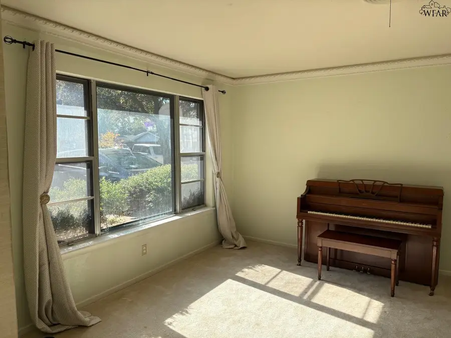 1536 PRIMROSE LANE, Wichita Falls, TX 76302-1536 - Image #2