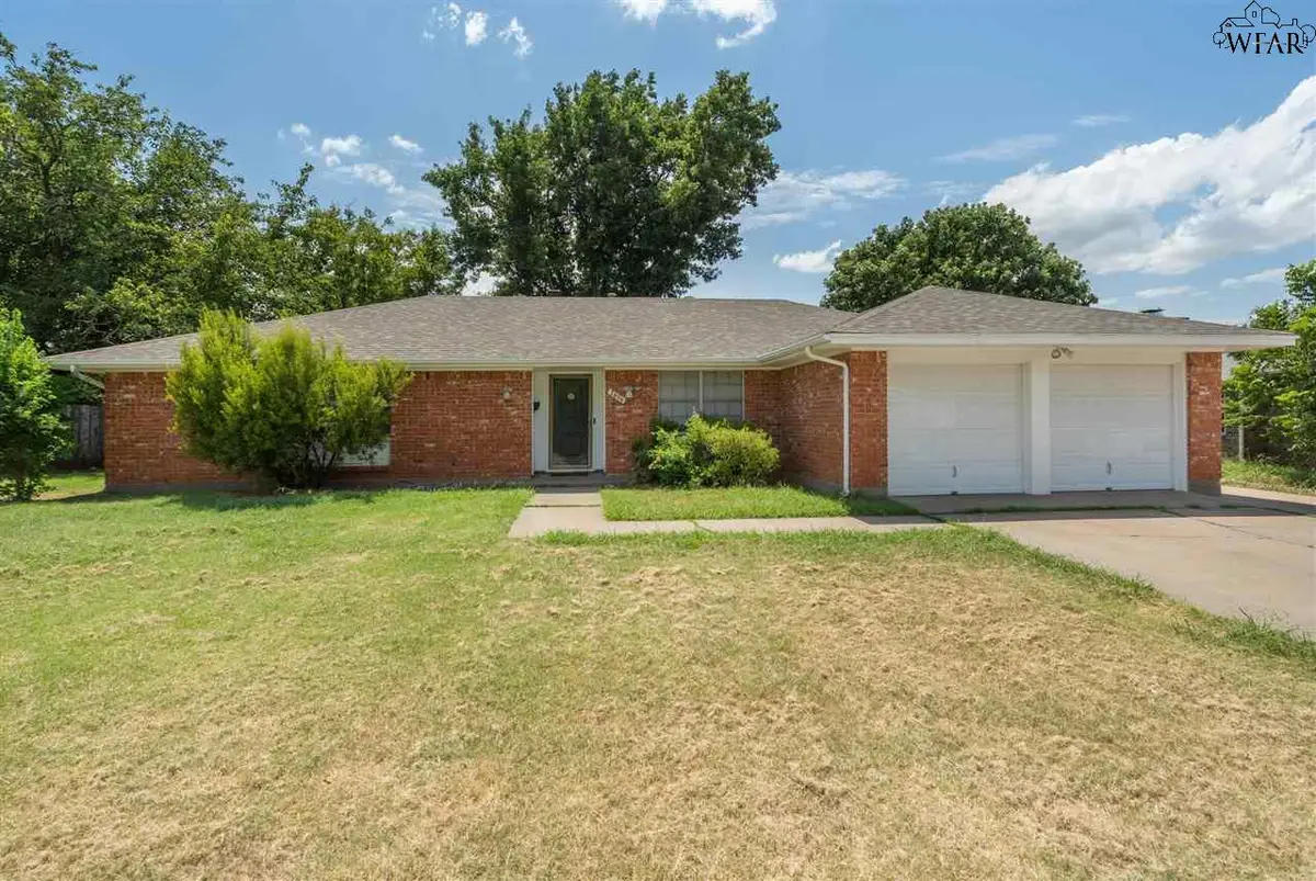 2406 PICADILLY LANE, Wichita Falls, TX 76309 - Image #1