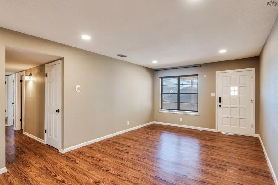 1902 EDEN LANE, Wichita Falls, TX 76306 - Image #3