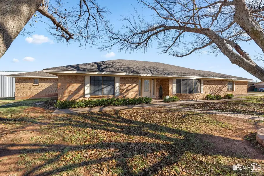 12445 HWY 148, Henrietta, TX 76365 - Image #2