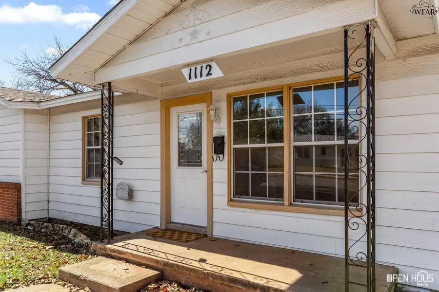 1112 BISHOP ROAD, Burkburnett, TX 76354 - Image #2