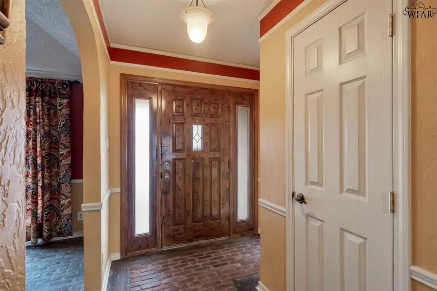 2733 SHEPHERDS GLEN, Wichita Falls, TX 76308 - Image #2