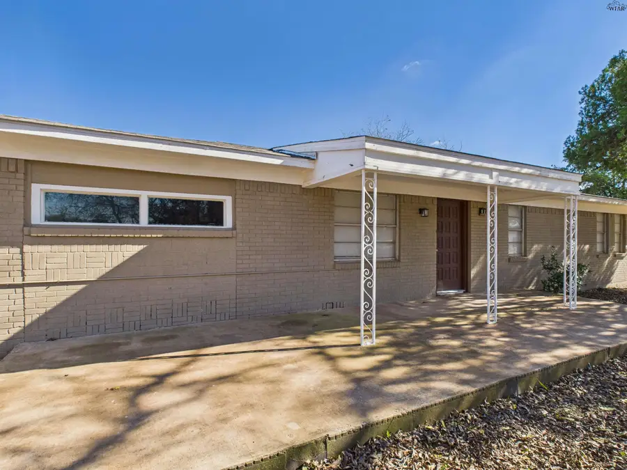 907 REYNOLDS LANE, Wichita Falls, TX 76301 - Image #3