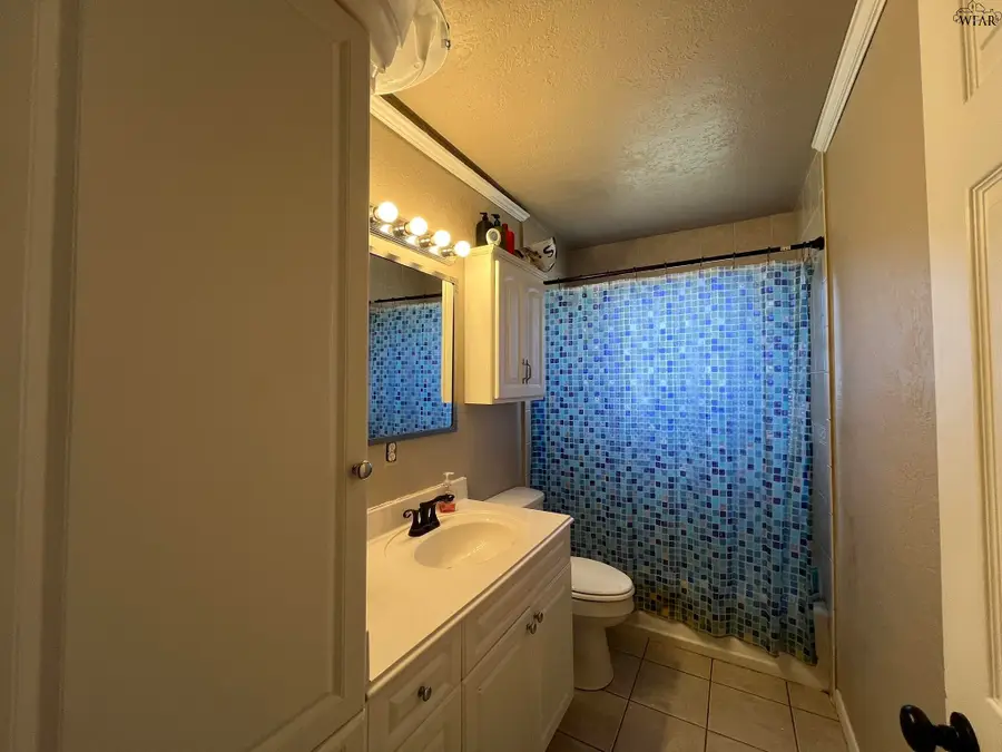 5130 PARKLANE DRIVE, Wichita Falls, TX 76310 - Image #3