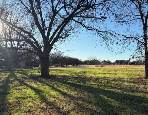 603 S PRESTON ROAD, Burkburnett, TX 76354