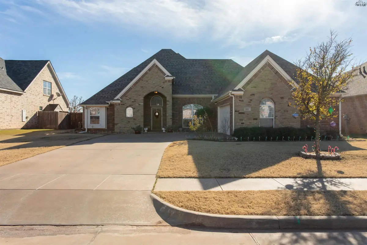 1717 SHOAL CREEK DRIVE, Wichita Falls, TX 76310 - Image #1