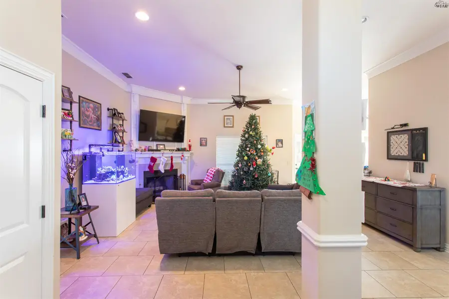 1717 SHOAL CREEK DRIVE, Wichita Falls, TX 76310 - Image #2