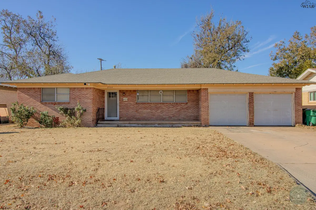 2904 14TH STREET, Vernon, TX 76384 - Image #1