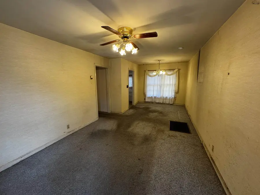 4702 AUGUSTA LANE, Wichita Falls, TX 76302 - Image #2