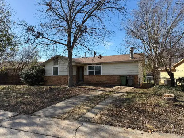 3910 CYNTHIA LANE, Wichita Falls, TX 76302