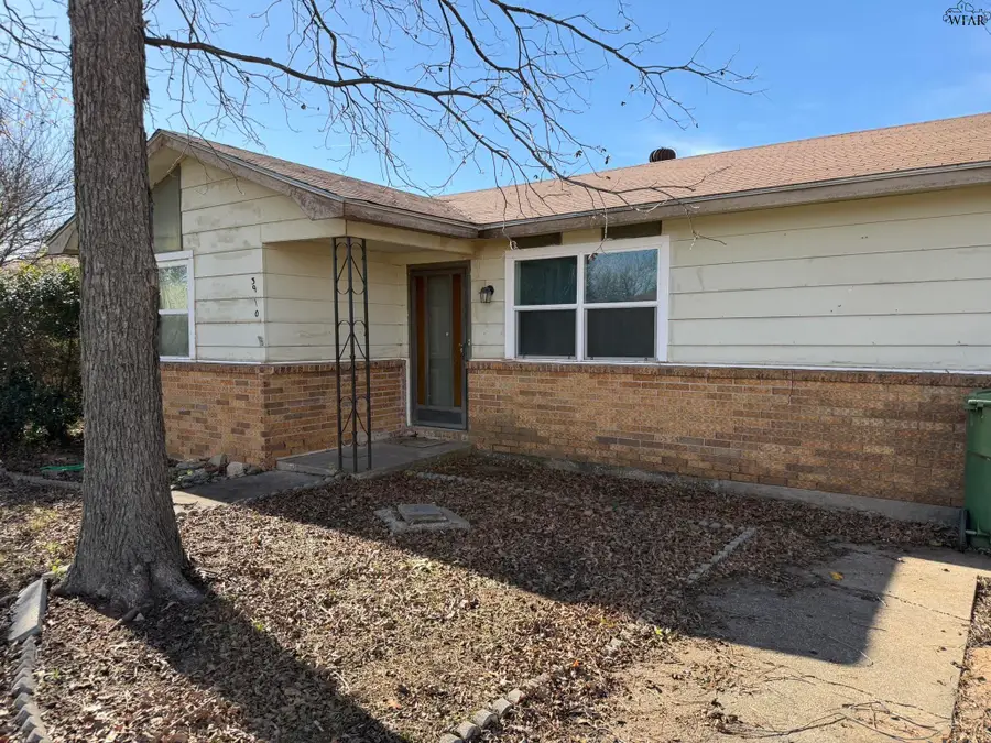 3910 CYNTHIA LANE, Wichita Falls, TX 76302 - Image #3