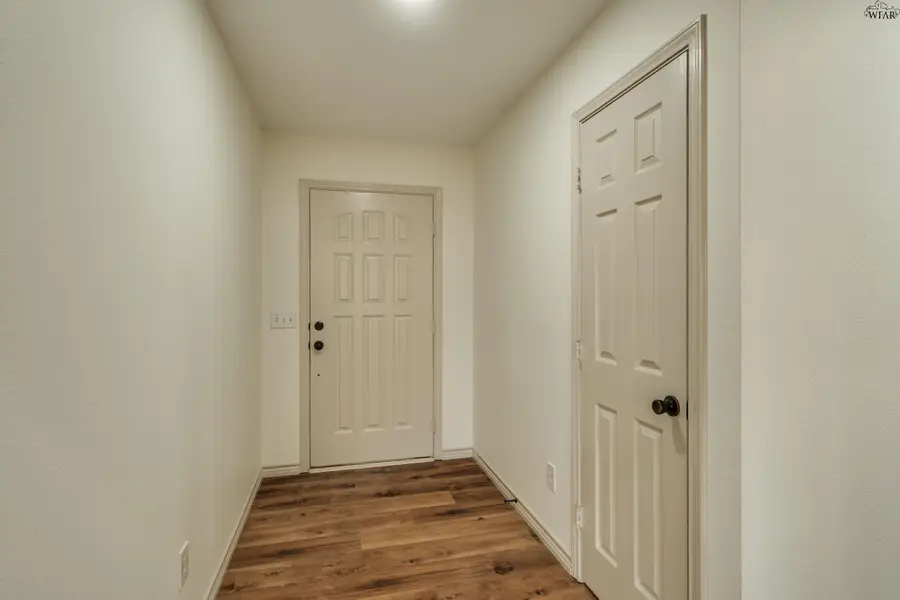 8 BASSWOOD DRIVE, Wichita Falls, TX 76310 - Image #3