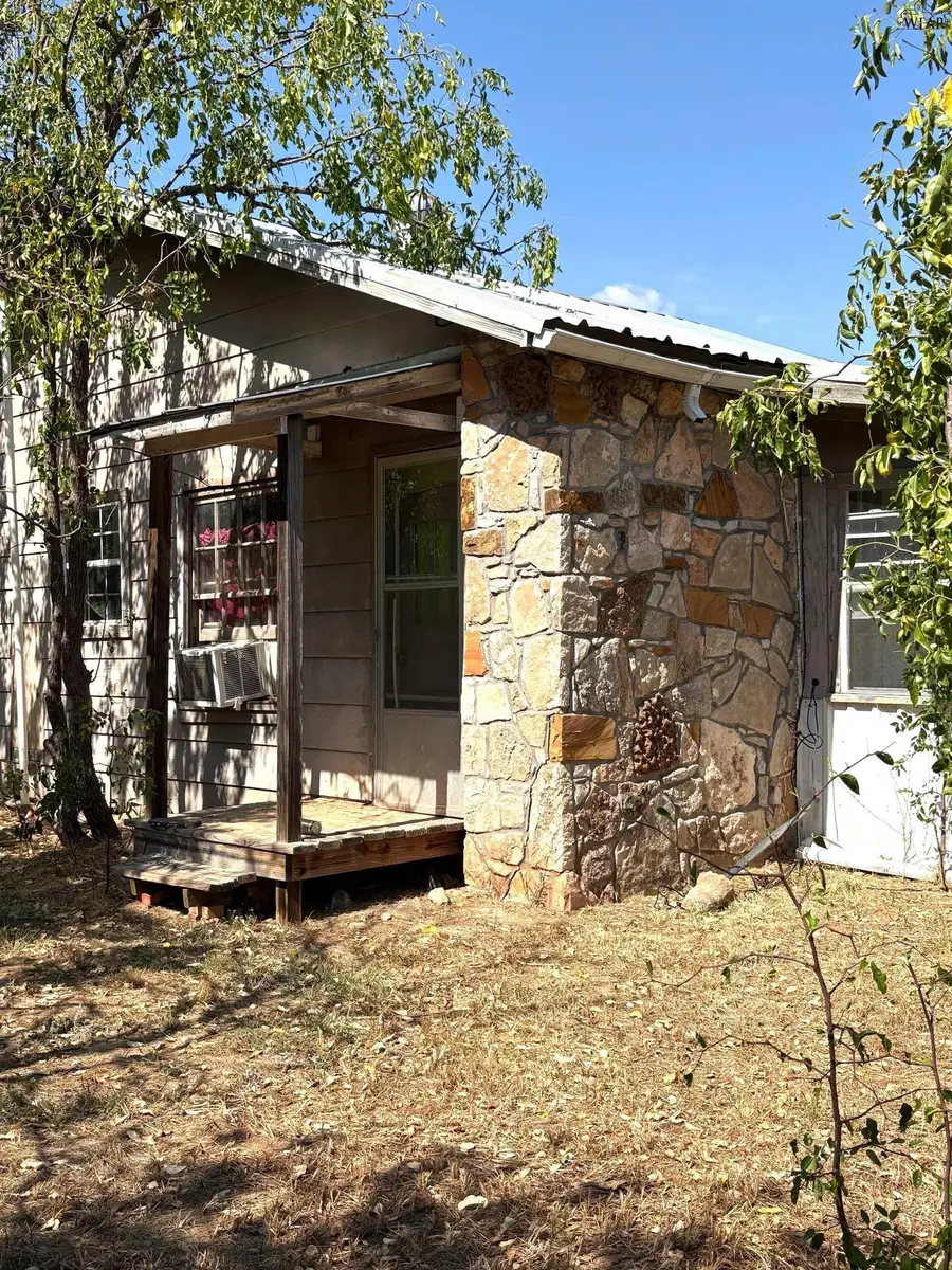 15934 HWY 25, Holliday, TX 76366-0000 - Image #2