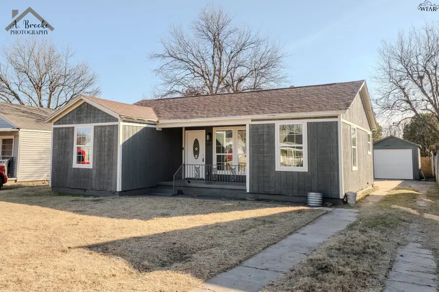 3207 HOLLYWOOD AVENUE, Wichita Falls, TX 76309 - Image #2
