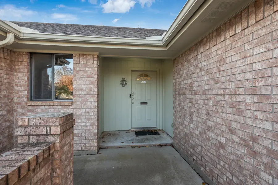 8 PILOT POINT DRIVE, Wichita Falls, TX 76306 - #2