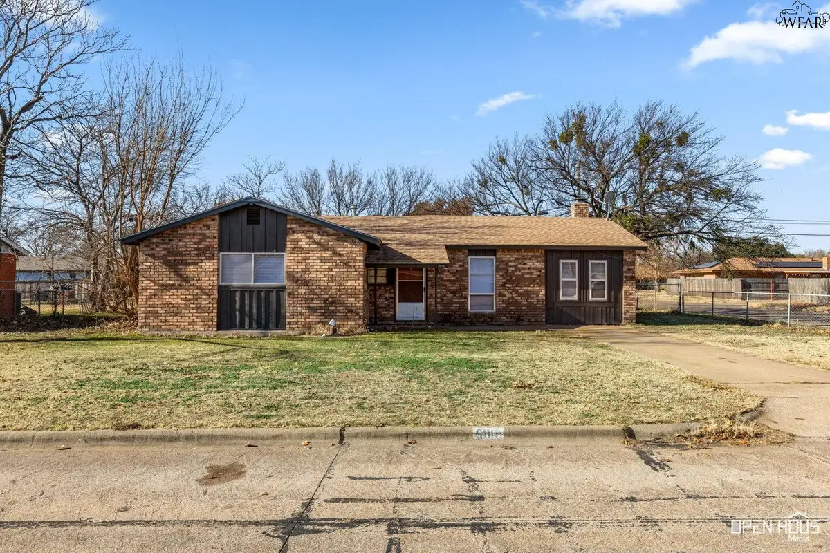 5010 LAKEFRONT DRIVE, Wichita Falls, TX 76310 - Image #1