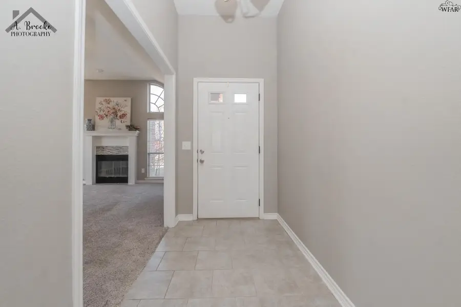 608 CHARLOTTE AVENUE, Burkburnett, TX 76354 - Image #3