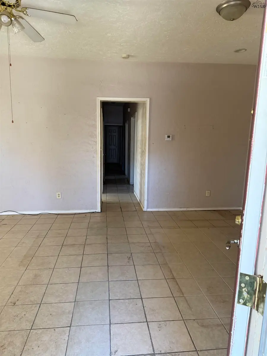 1514 PECK STREET, Vernon, TX 76384 - Image #2