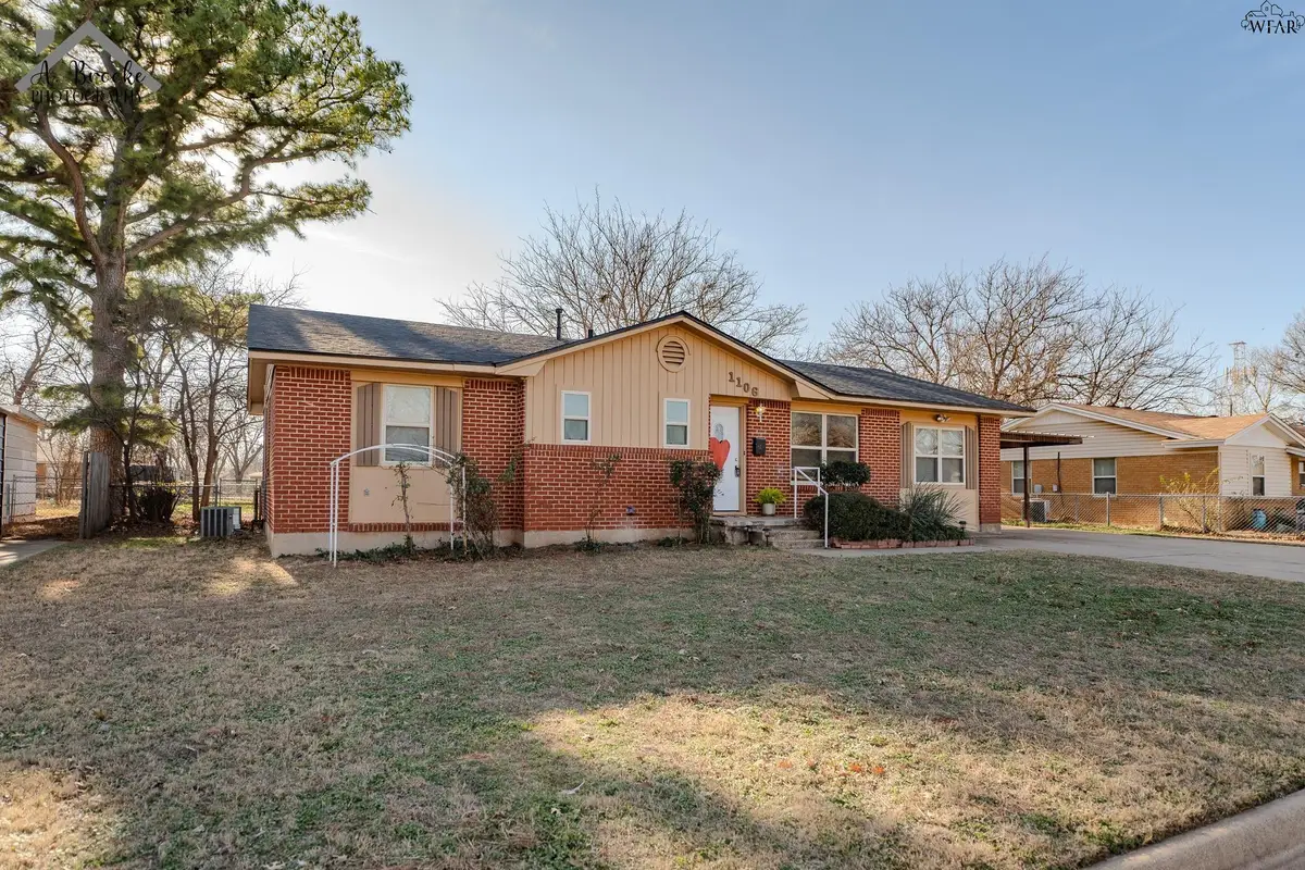 1106 SHADY LANE, Burkburnett, TX 76354 - Image #1