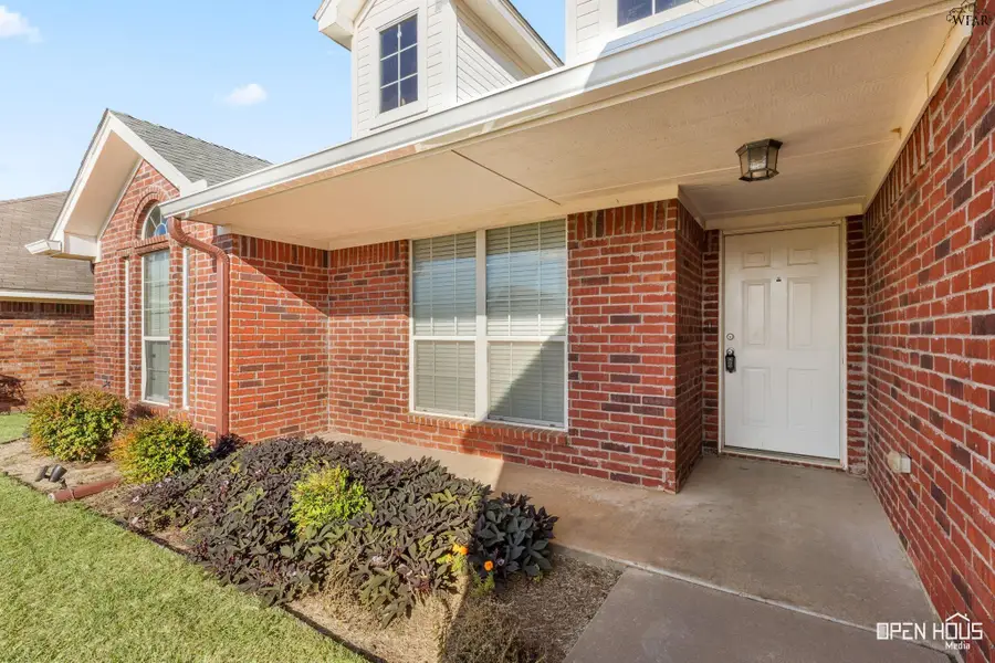 5102 RYAN COLLINS DRIVE, Wichita Falls, TX 76306 - Image #2