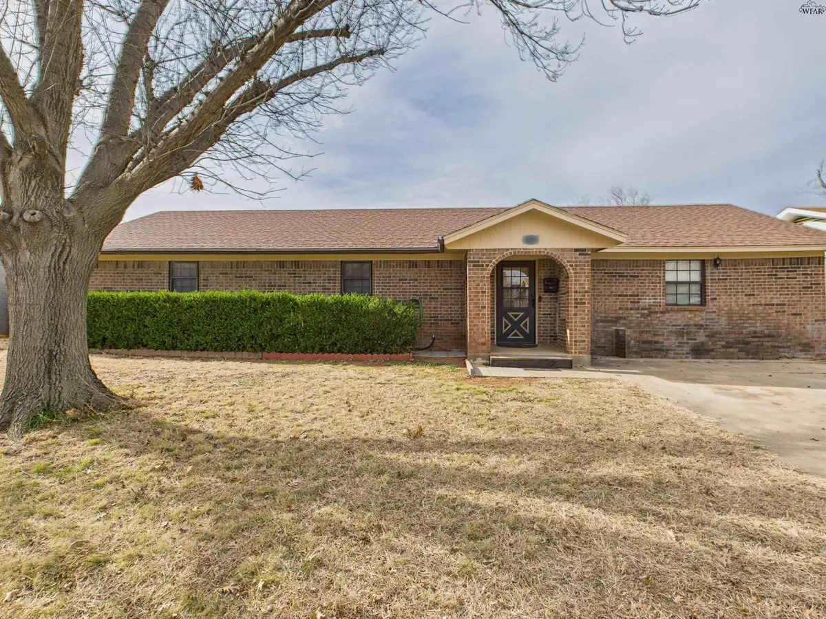 5050 LINDALE DRIVE, Wichita Falls, TX 76310 - Image #1