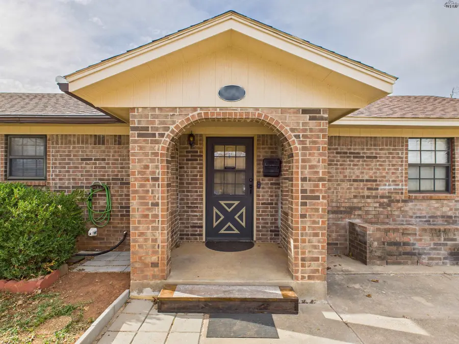 5050 LINDALE DRIVE, Wichita Falls, TX 76310 - Image #2