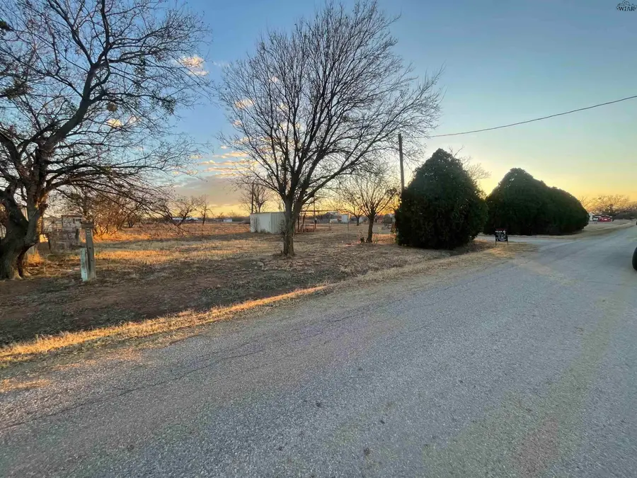 5881 PACE ROAD, Iowa Park, TX 76367 - Image #2