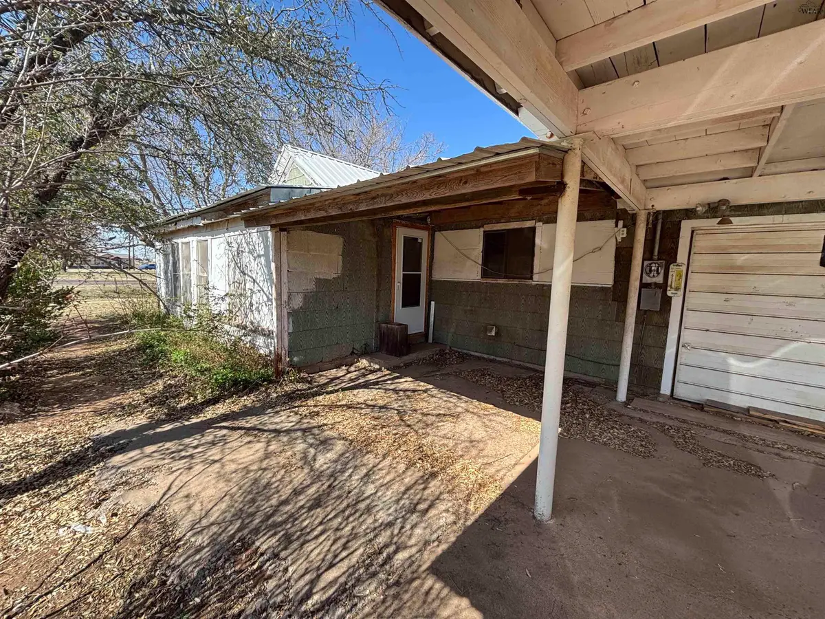 411 AVENUE H, Chillicothe, TX 79225 - #1