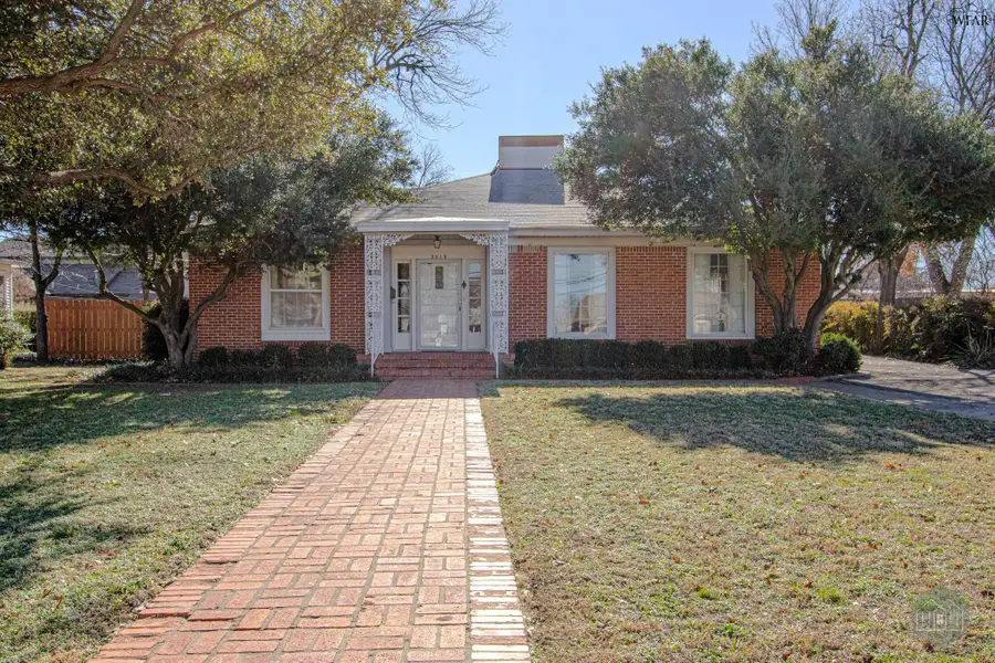 2519 PARADISE STREET, Vernon, TX 76384 - Image #2